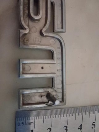 ANAGRAMA / EMBLEMA / LOGO MAZDA