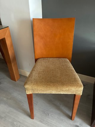 Mesa comedor madera maciza y sillas