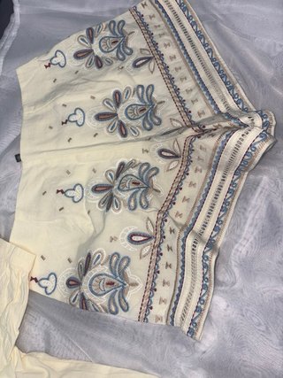 Conjunto Zero bordado talla M