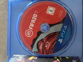 FIFA 23 PS4 y otros juegos.