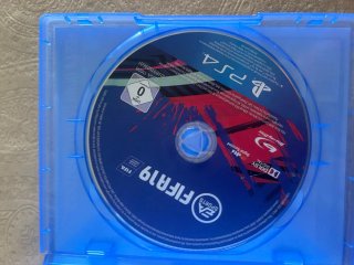 FIFA 23 PS4 y otros juegos.
