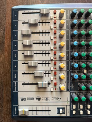 Soundcraft Signature 10 mesa de mezclas