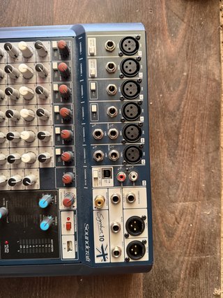 Soundcraft Signature 10 mesa de mezclas