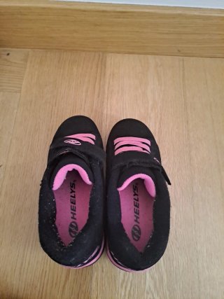 Zapatillas Heelys con ruedas Talla 32