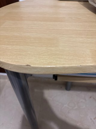 Mesa de escritorio madera y metal