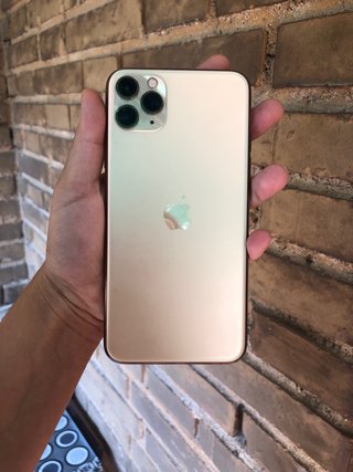 iPhone 11 Pro Max Dorado