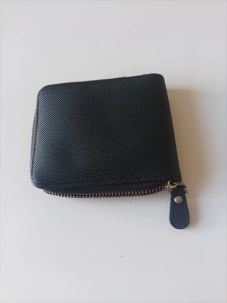 Cartera Lacoste Negra con Logo Dorado VERDADERA