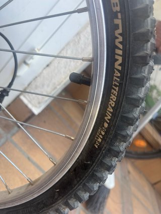 Bicicletas infantiles Btwin Naranja y blanca