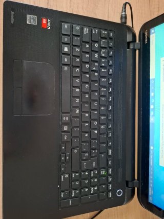 Portátil Toshiba Satellite C50D-B Pantalla táctil