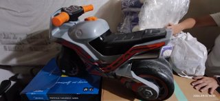 Moto Molto MtR premium infantil gris y naranja