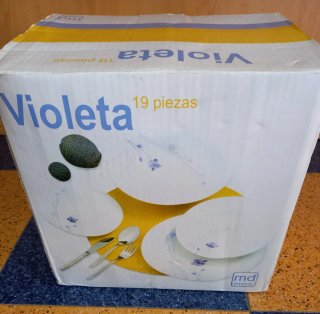 Vajilla 19 piezas con detalle floral