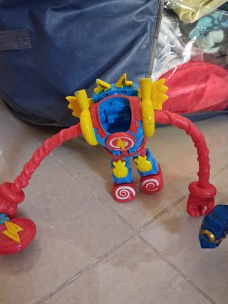 Colección Superthings