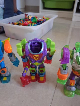Colección Superthings