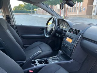 Mercedes-Benz Clase A 180D 2012