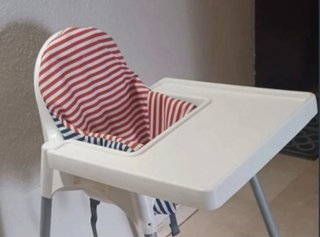 Trona IKEA con bandeja y cojín