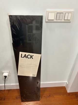 Estante pared LACK Ikea marrón