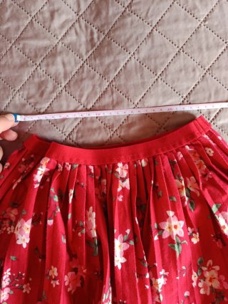 Lote 2 faldas niña T4 y T6