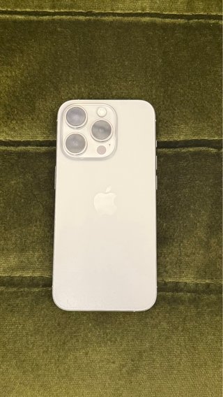 iPhone 15 Pro ° Titanio Natural 128GB