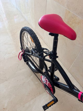 Bicicleta infantil B'Twin 20 con marchas