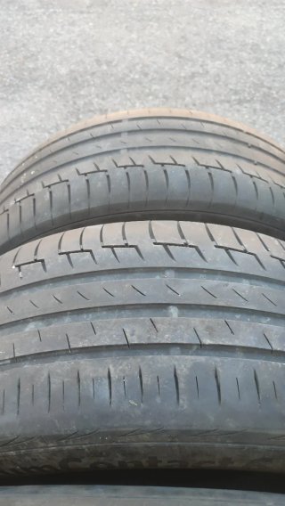 Neumático 235/50 R 18 V continental