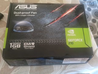 Tarjeta Gráfica ASUS NVIDIA GeForce 210