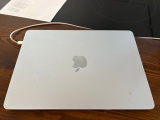 MacBook Air M4 2025