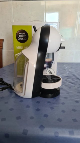 Cafetera Nescafé Dolce Gusto Mini Me Automática