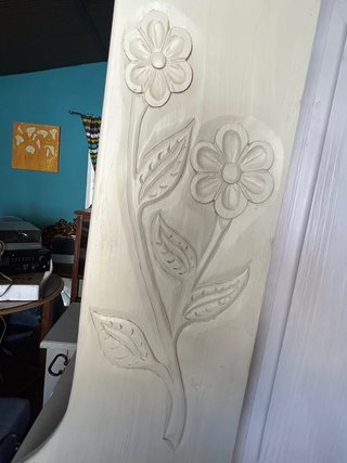 Mueble de decoración con espejo