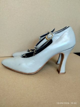 Tacones grises perla Talla 37