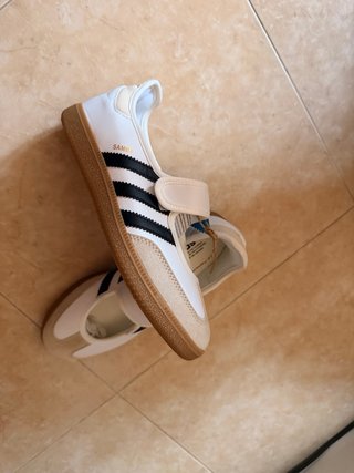 Zapatillas Adidas Bailarinas Blancas y Beige