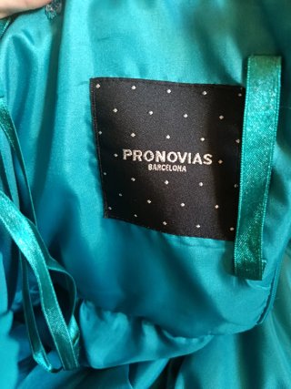 Vestido de gala Pronovias azul verdoso