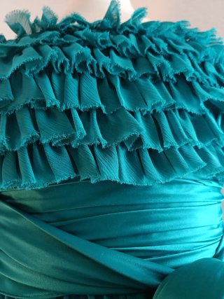 Vestido de gala Pronovias azul verdoso