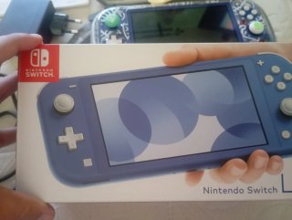 Nintendo Switch Lite Blu + Accessori
