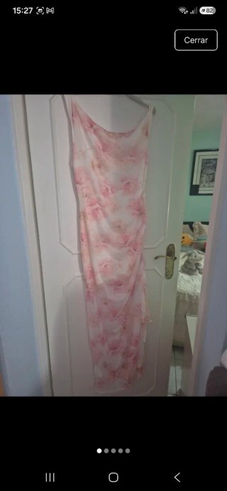 Vestido floral rosa y blanco