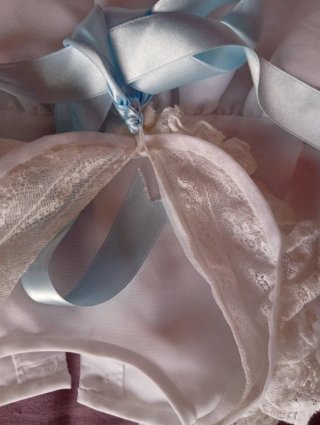 Traje de Bautizo Blanco con Lazos Azules