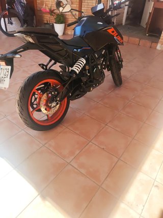 KTM DUKE BLUE