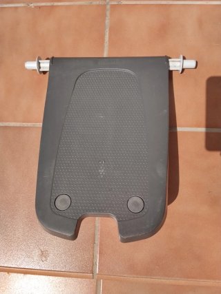 Tavola per fratello maggiore marca Stokke
