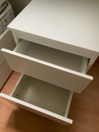 Mesita de noche Ikea blanca
