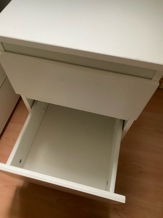Mesita de noche Ikea blanca
