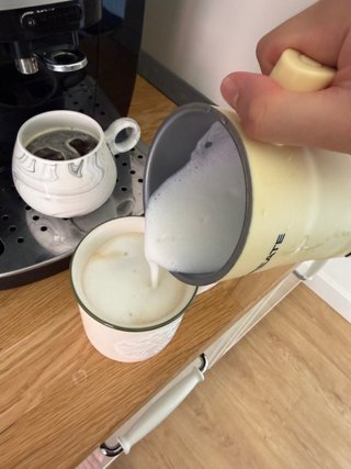 Cafetera Delonghi Magnifica
