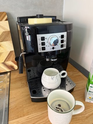 Cafetera Delonghi Magnifica