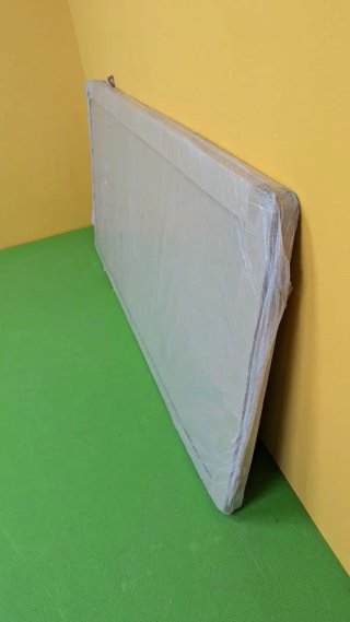 Base tapizada con patas NUEVO
