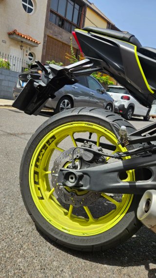 Yamaha MT-07 2018 Fluo