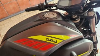 Yamaha MT-07 2018 Fluo