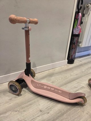 Patinete Globber 3 ruedas rosa