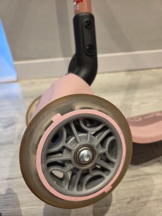 Patinete Globber 3 ruedas rosa