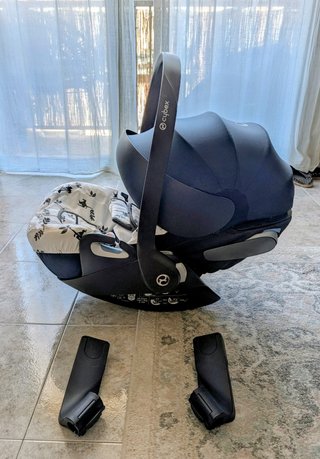 Silla de coche Cybex con adaptatores
