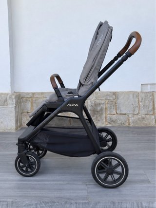 Nuna TRIV next, silla + capazo Chasis del 2026.