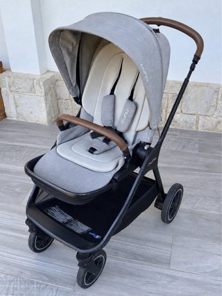 Nuna TRIV next, silla + capazo Chasis del 2026.