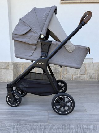 Nuna TRIV next, silla + capazo Chasis del 2026.